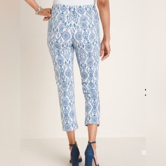 Chicos so Slimming Diamond-Print Girlfriend Crops 3 or XL - Picture 3 of 13